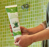 شامپو نرم کننده ساقه مو برند فوراور FOREVER حجم296 میل/ مدل Aloe Jojoba conditioner